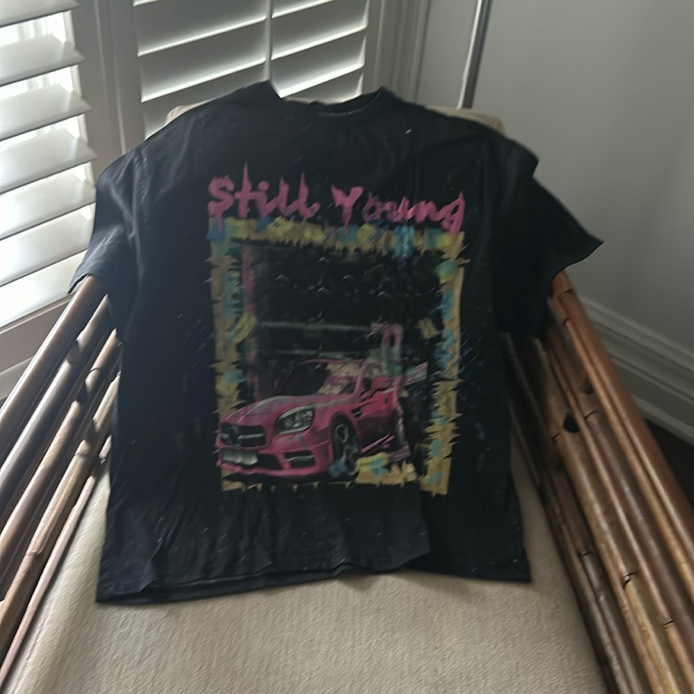 Super beautiful t shirt.